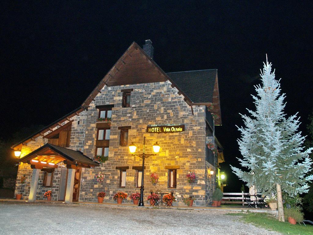 Hotel Vina Olivan Sarvisé Exterior photo
